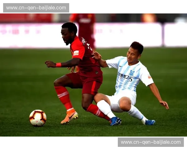 激情碰撞，荣耀之争：富力与华夏幸福的绿茵史诗